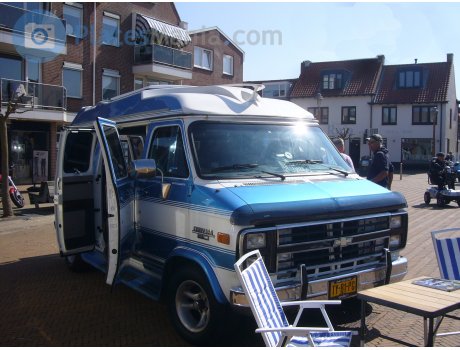 TY-81-PG, Chevrolet Sport Van