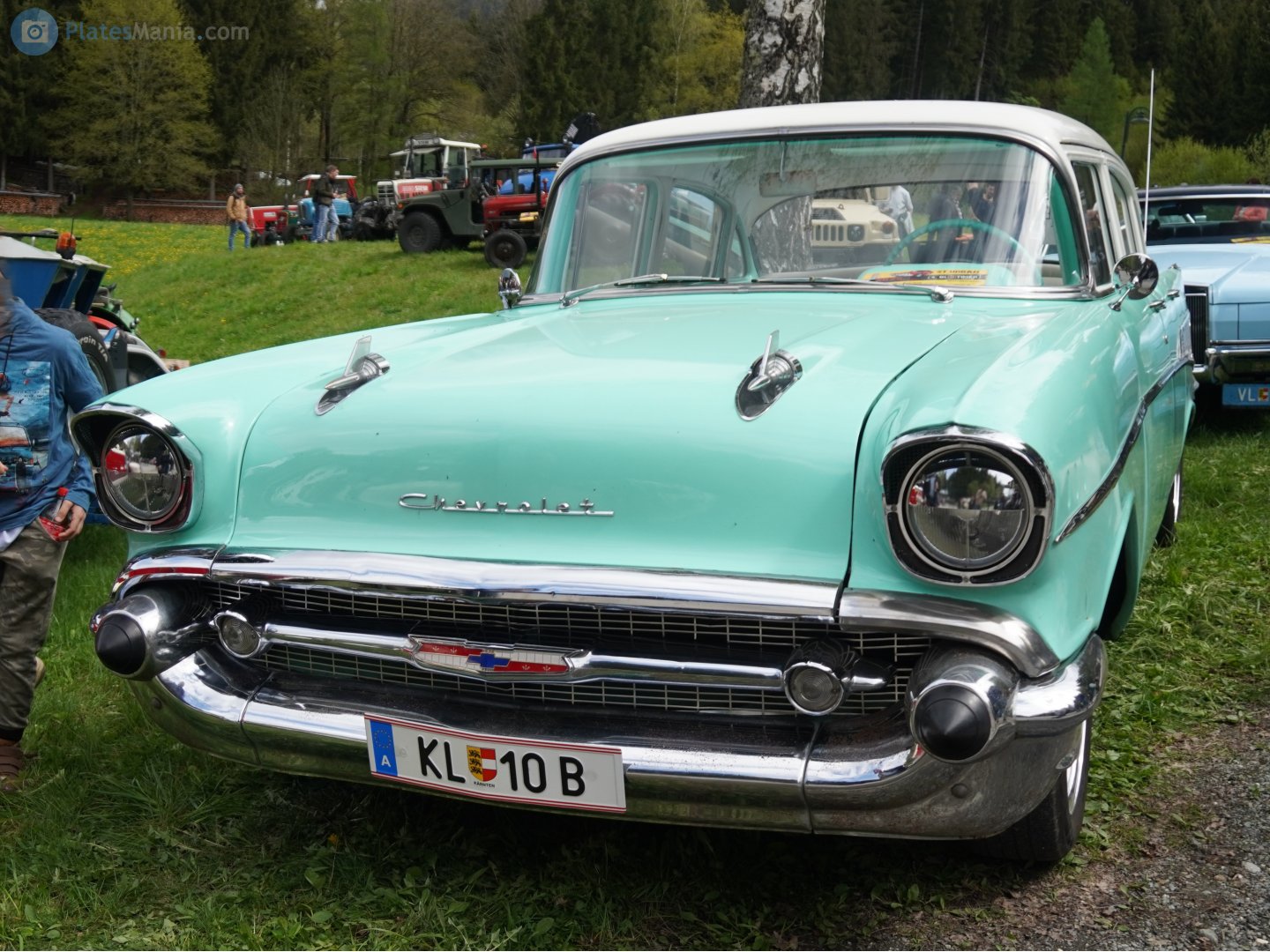 KL 10 B, Chevrolet Bel Air 2nd gen 1957 4-door Sedan (2403; A-body), 2nd facelift, 1956–1957
