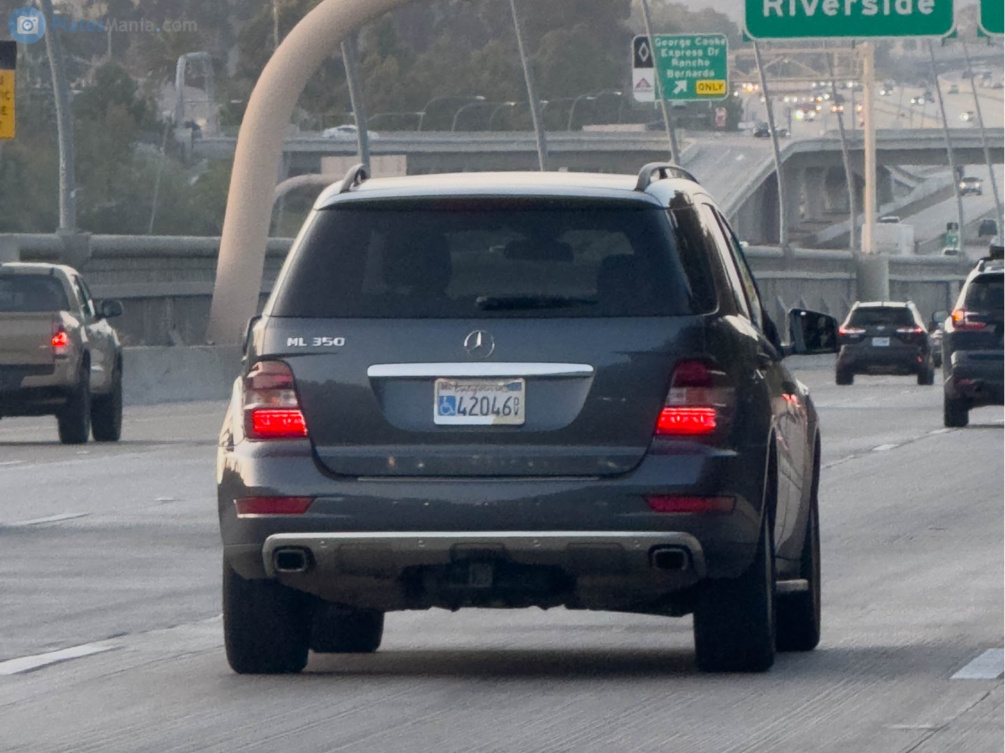 42046D/V, Mercedes-Benz M-Klasse 2nd gen (W164), 2005–2011