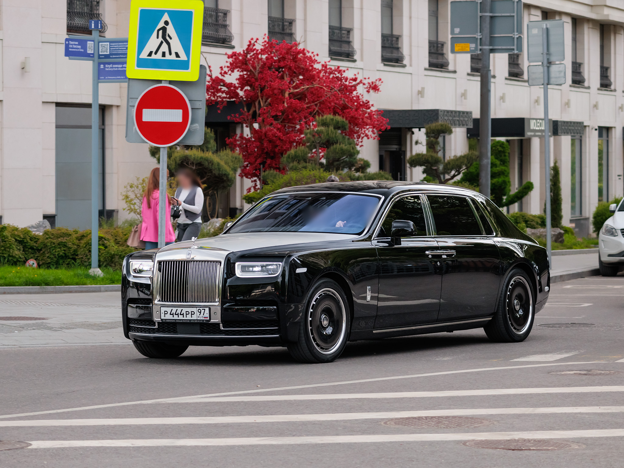 р 444 рр 97, Rolls-Royce Phantom 8th gen (RR11/RR12), 2017–