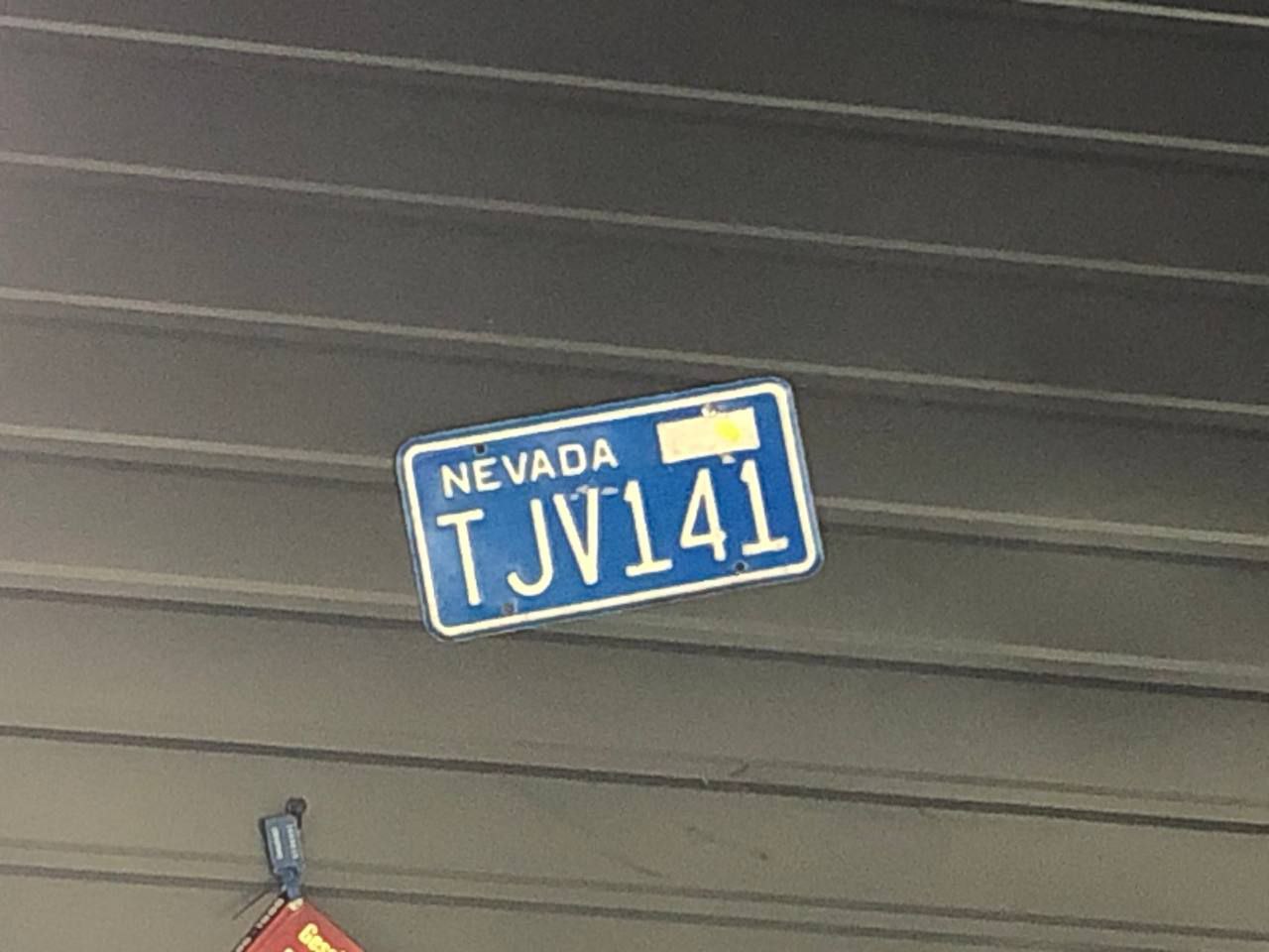 TJV141, License plate without vehicle 