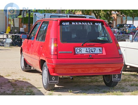 CR 4247 N, Renault 5