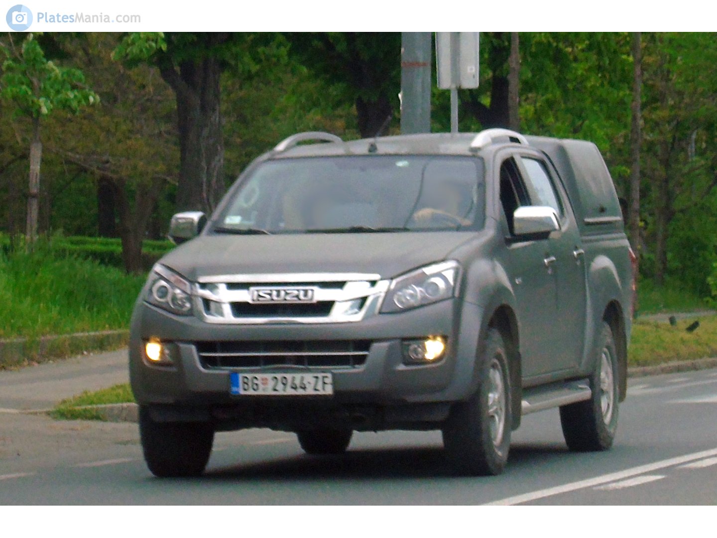 BG 2944-ZF, Isuzu D-Max 2nd gen (RT50), 2011–2021