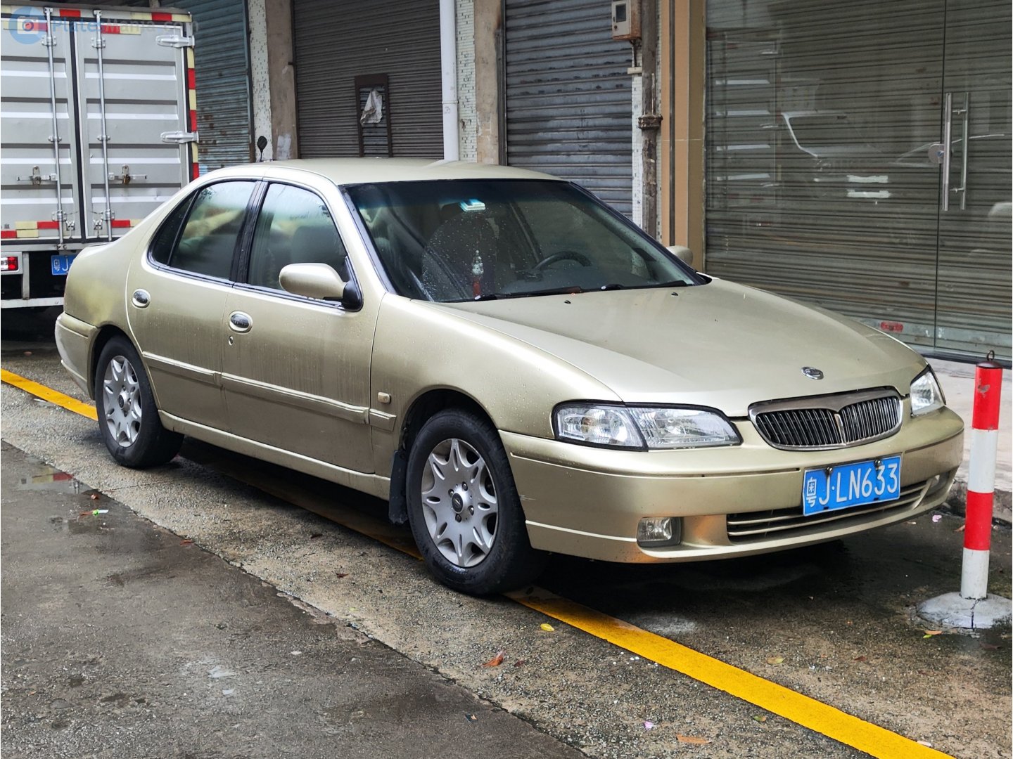 粤J·LN633, Nissan Bluebird 9th gen Sedan (U13; CN-market), 1st facelift, 2001–2003