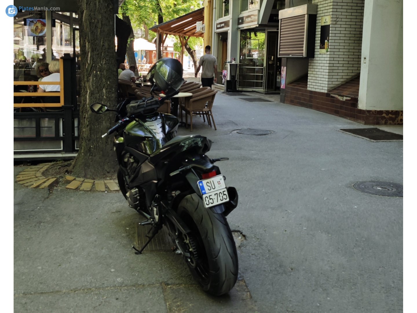 SU 05-705, Kawasaki Z800 