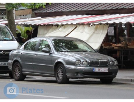 1-BFD-670, Jaguar X-Type