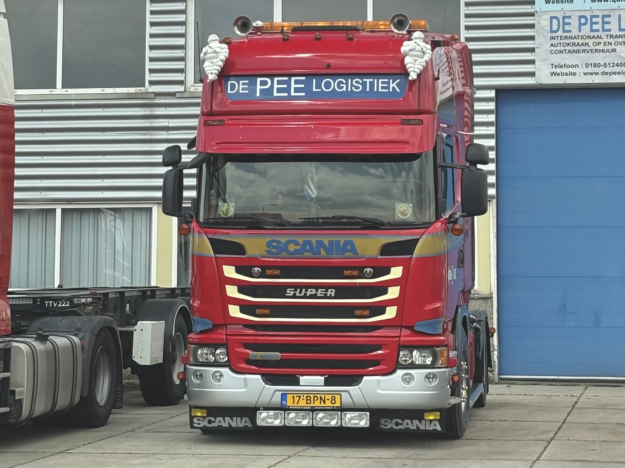 17-BPN-8, Scania R-Series 1st gen, 2004­–2017