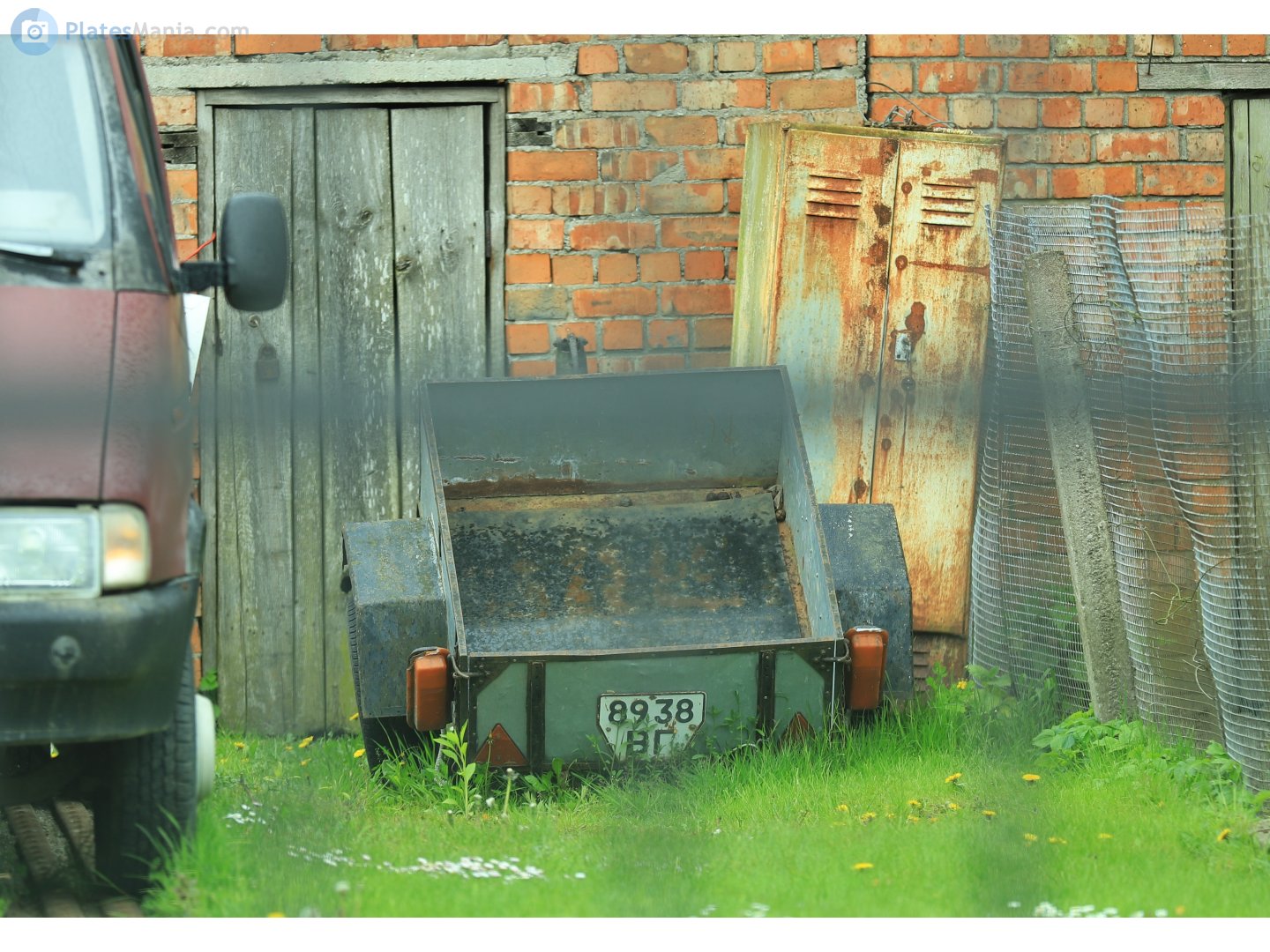 8938 ВГ, Trailers (1977) 