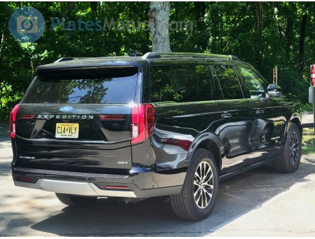 C14-VLY, Ford Expedition