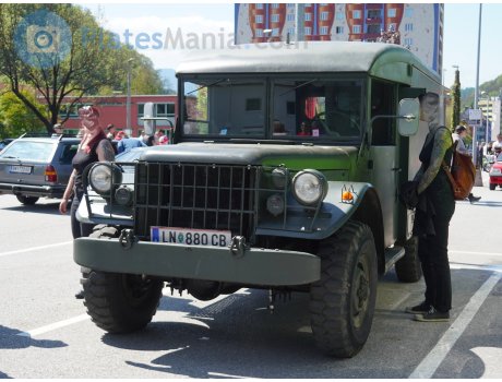 LN 880 CB, Dodge M37