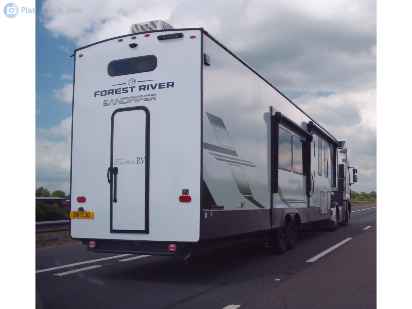 BX11CJO, Forest River Sandpiper 
