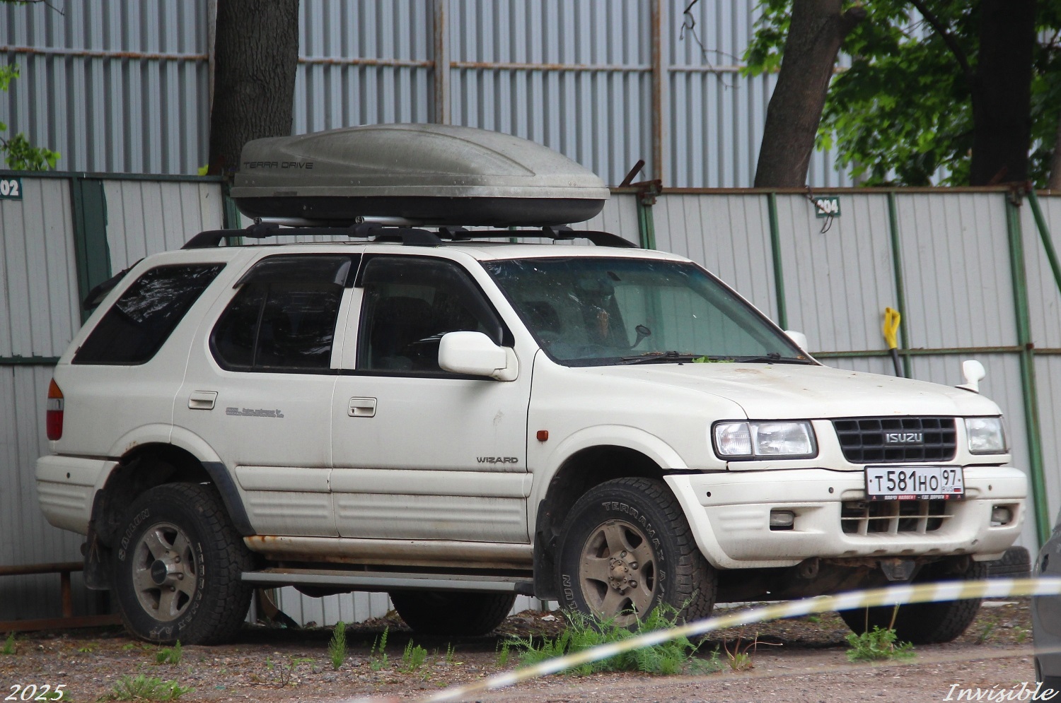 т 581 но 97, Isuzu Wizard 
