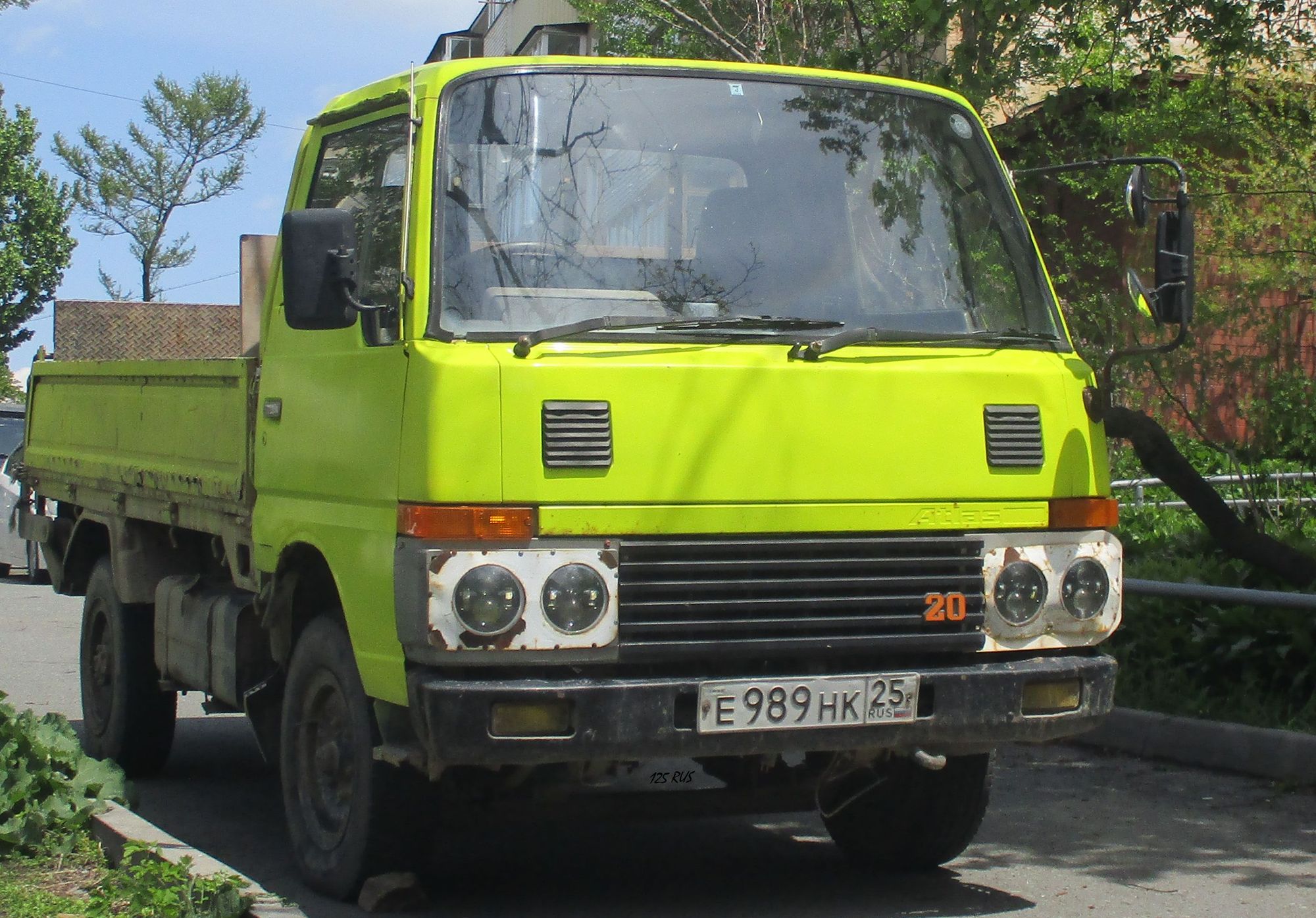 е 989 нк 25, Nissan Diesel Condor 2 ton Light 1st gen 20/30/35 (H40), 1981–1991