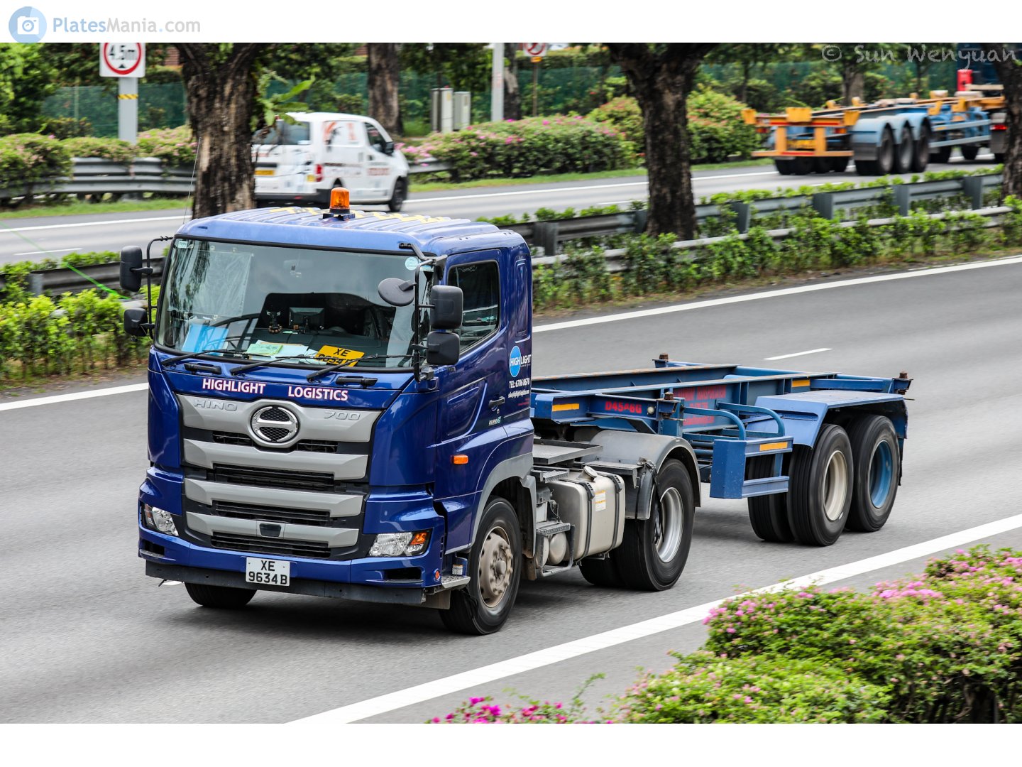 XE 9634 B, Hino 700 Series 