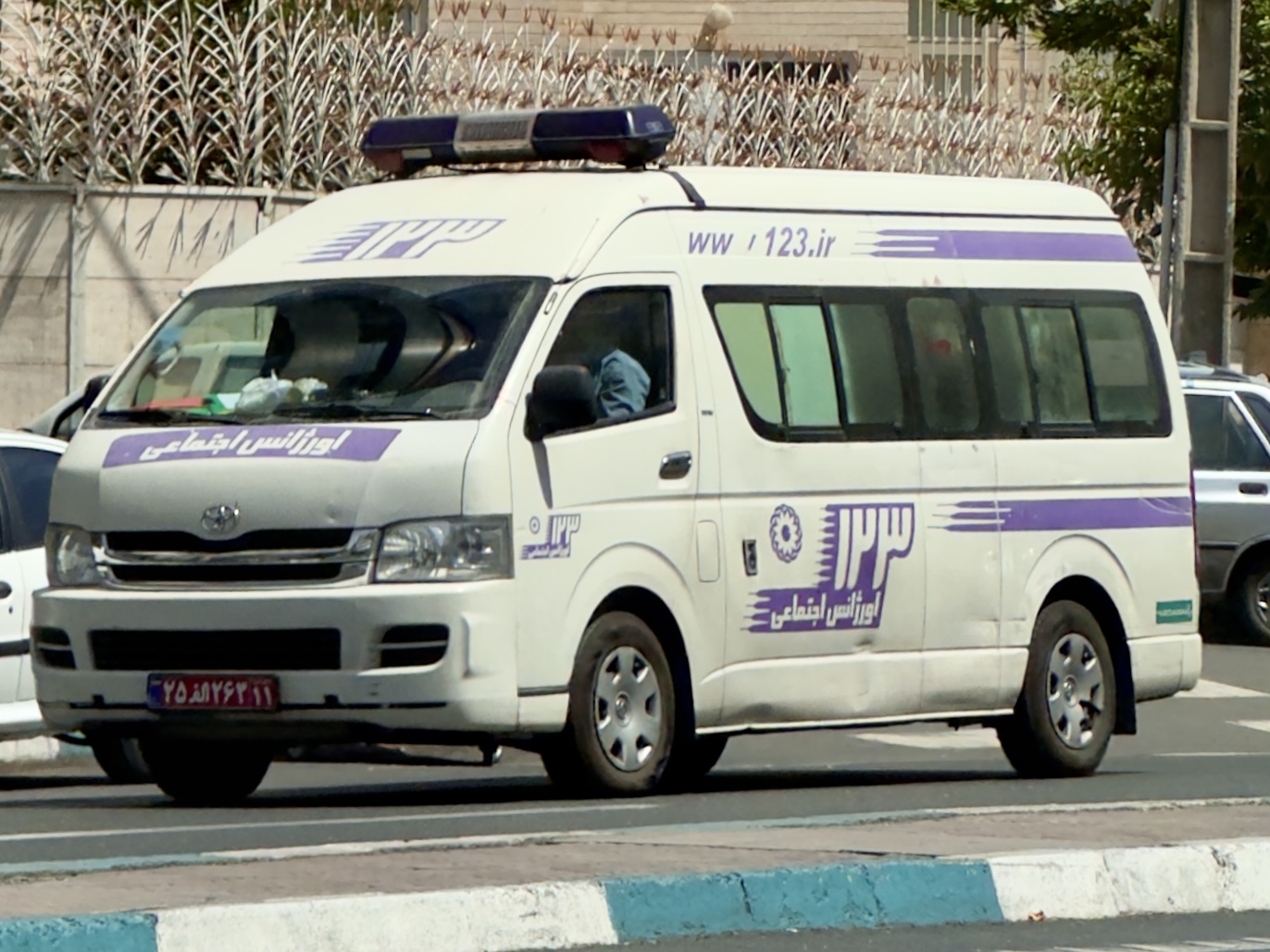 ۲۵الف۲۶۳ ۱۱, Toyota HiAce 5th gen Van (H200), 2004–