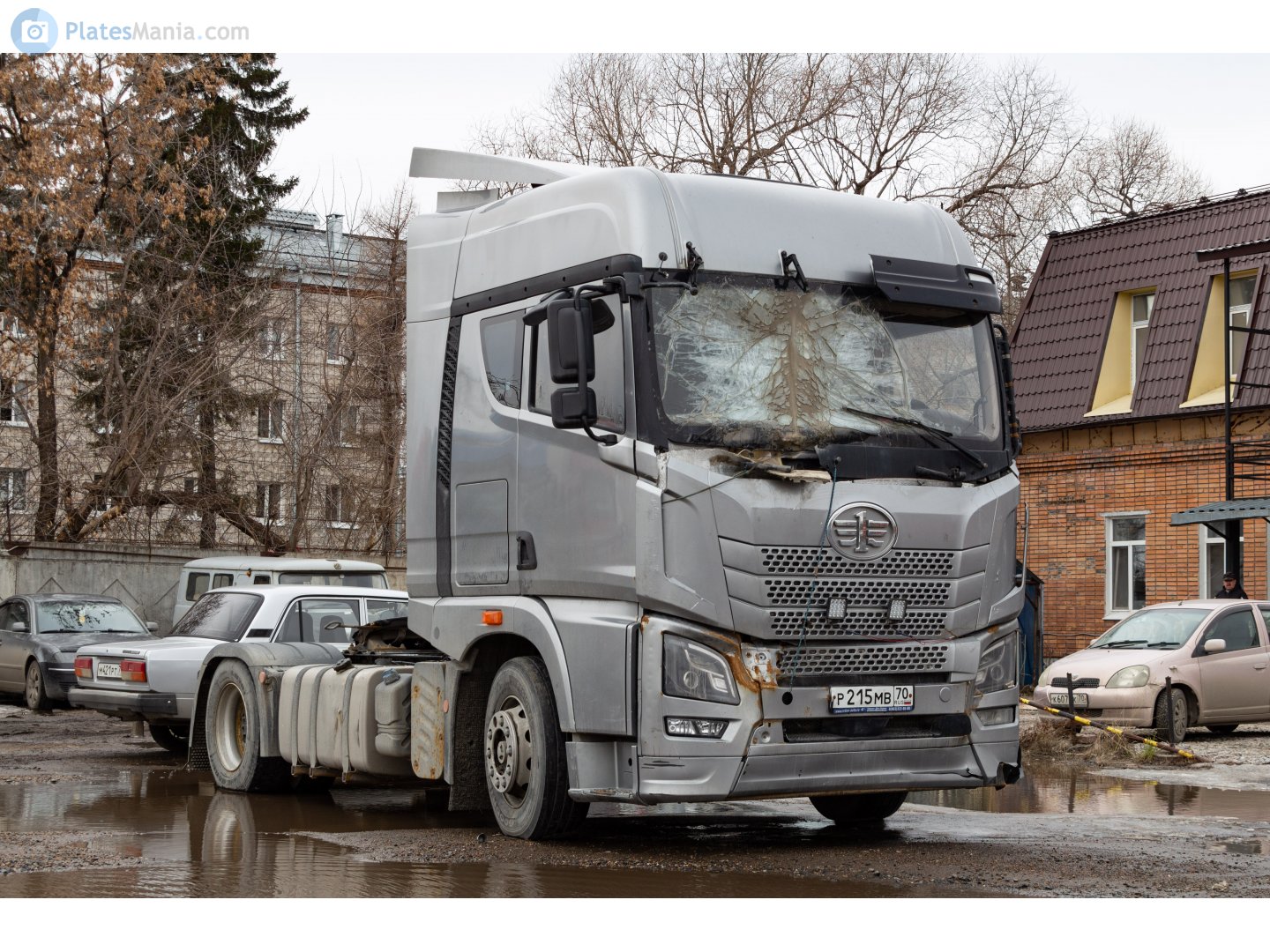 р 215 мв 70, FAW JH6 Oryx 