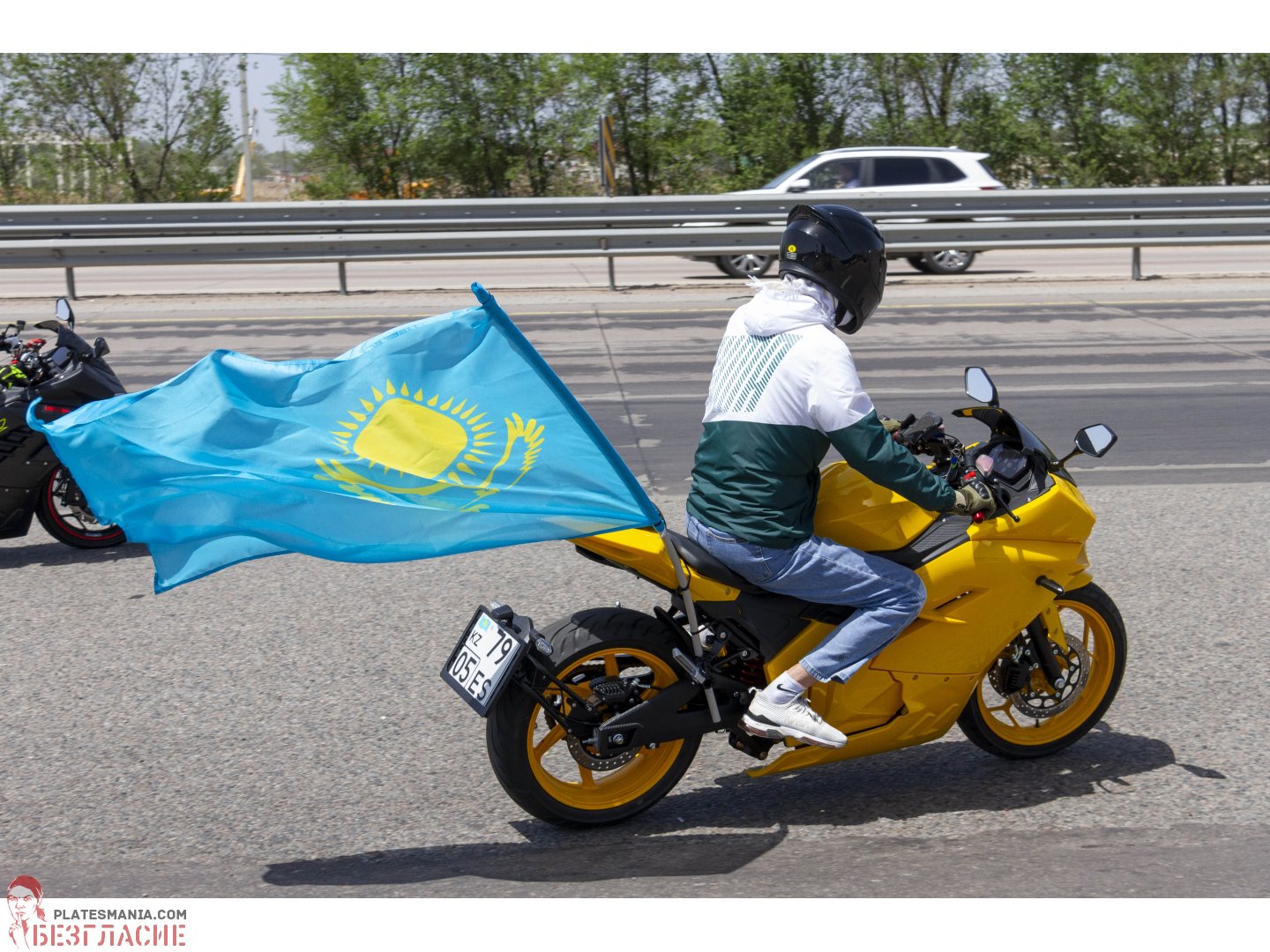 79 ES 05, Motorcycles (2012) 