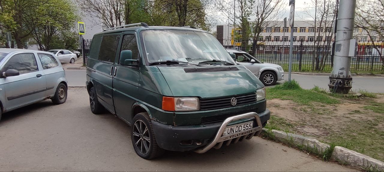 UN DD 555, Volkswagen Transporter 4th gen Van (T4) (70/7D), 1990–2003