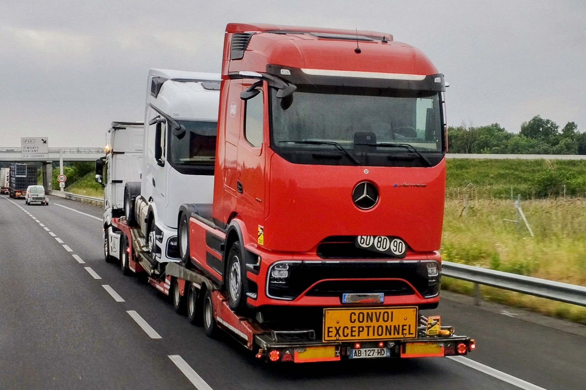 AB-127-HD, Kässbohrer SO-Series 