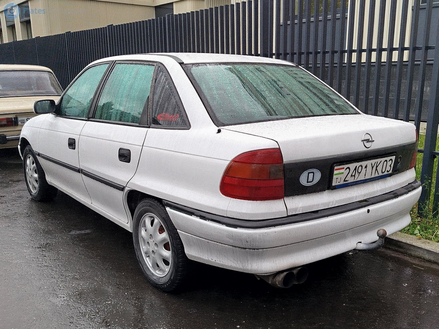 2491YK03, Opel Astra 1st gen Sedan (F; T92), 1992–1998 (–2002 for Eastern Europe)