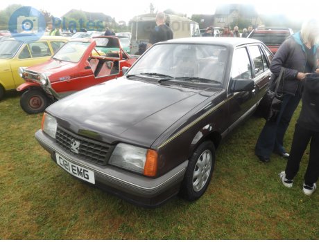 C121 EMG, Vauxhall Cavalier