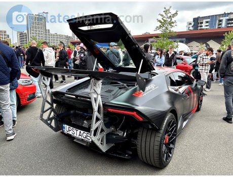 UPSTAGE, Lamborghini Huracán