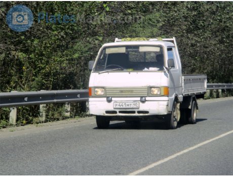 р441мт40, Mazda Bongo