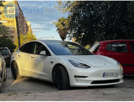 AA 5235 YB, Tesla Model 3