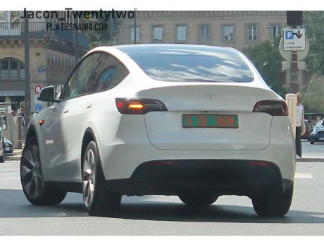 5 CD 1828, Tesla Model Y