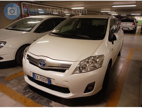 EK 753 SF, Toyota Auris