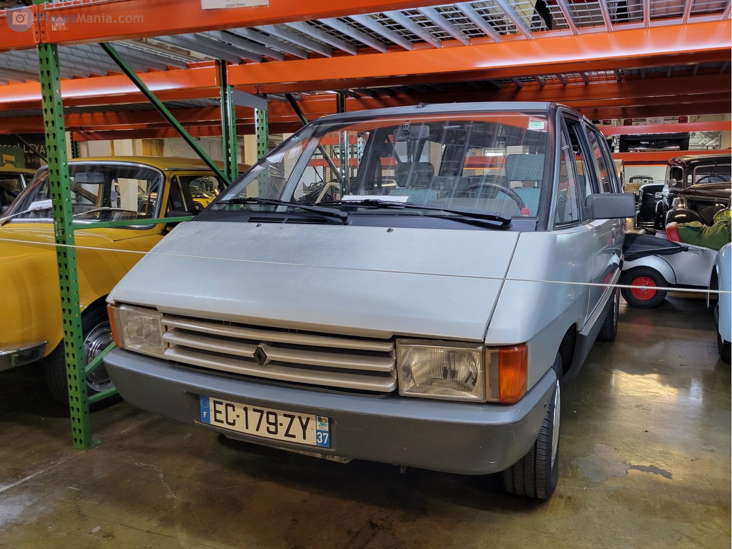 EC-179-ZY, Renault Espace 1st gen (J11), 1984–1991