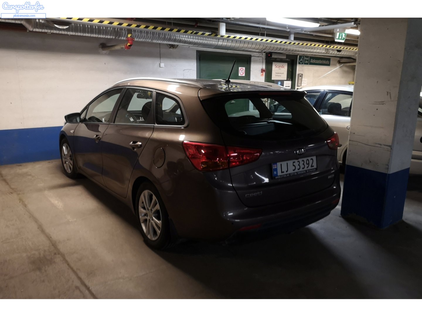 LJ 53392, Kia Ceed 2nd gen cee'd_SW (JD), 2012–2018