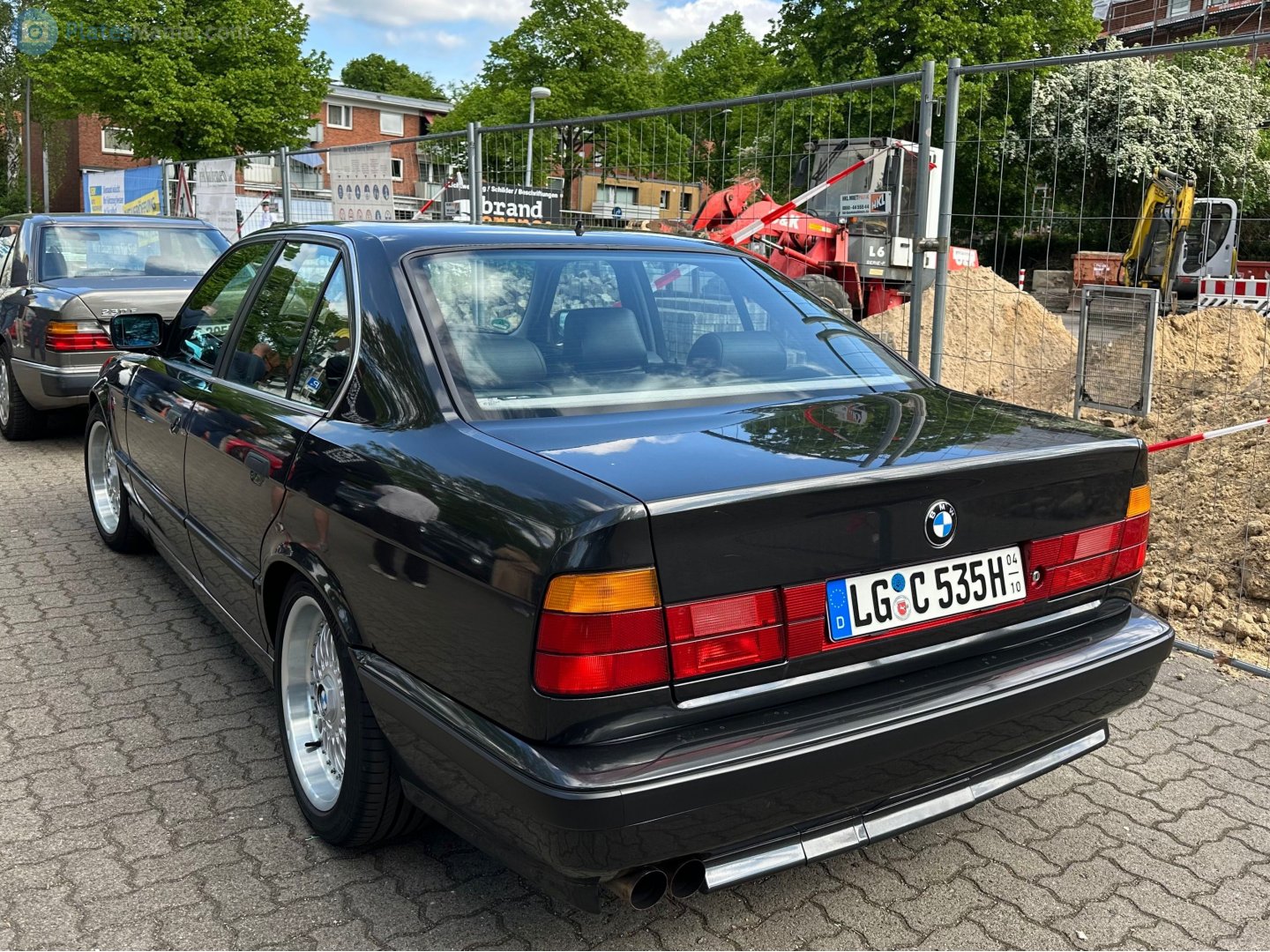 LG C 535H (04/10), BMW 5 Series 3rd gen Sedan (E34), 1988–1995