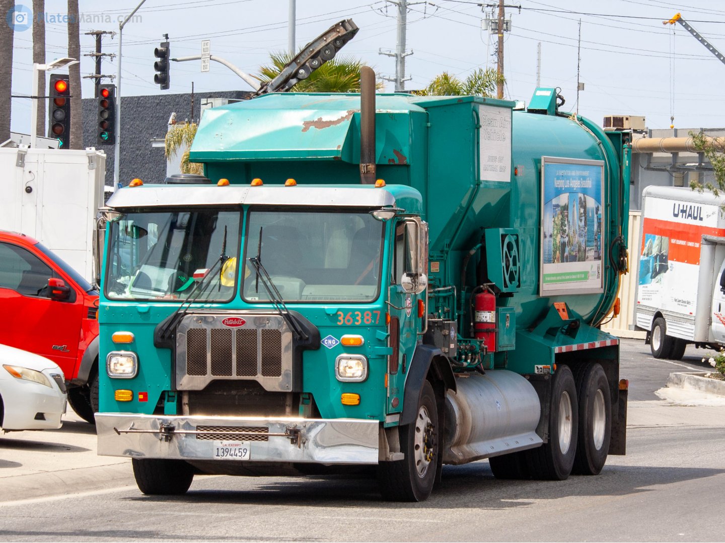 1394459, Peterbilt 520 