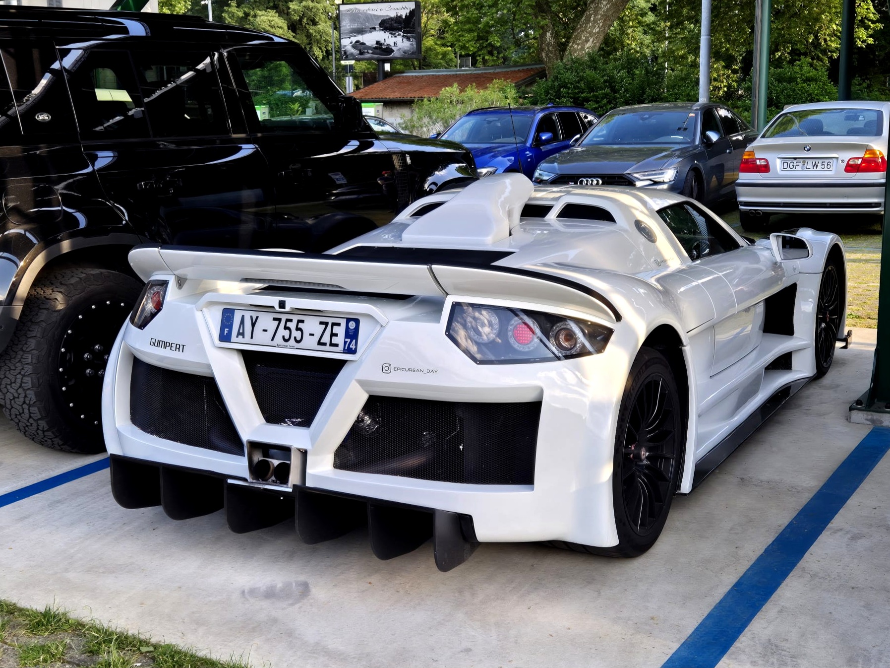 AY-755-ZE, Gumpert Apollo 