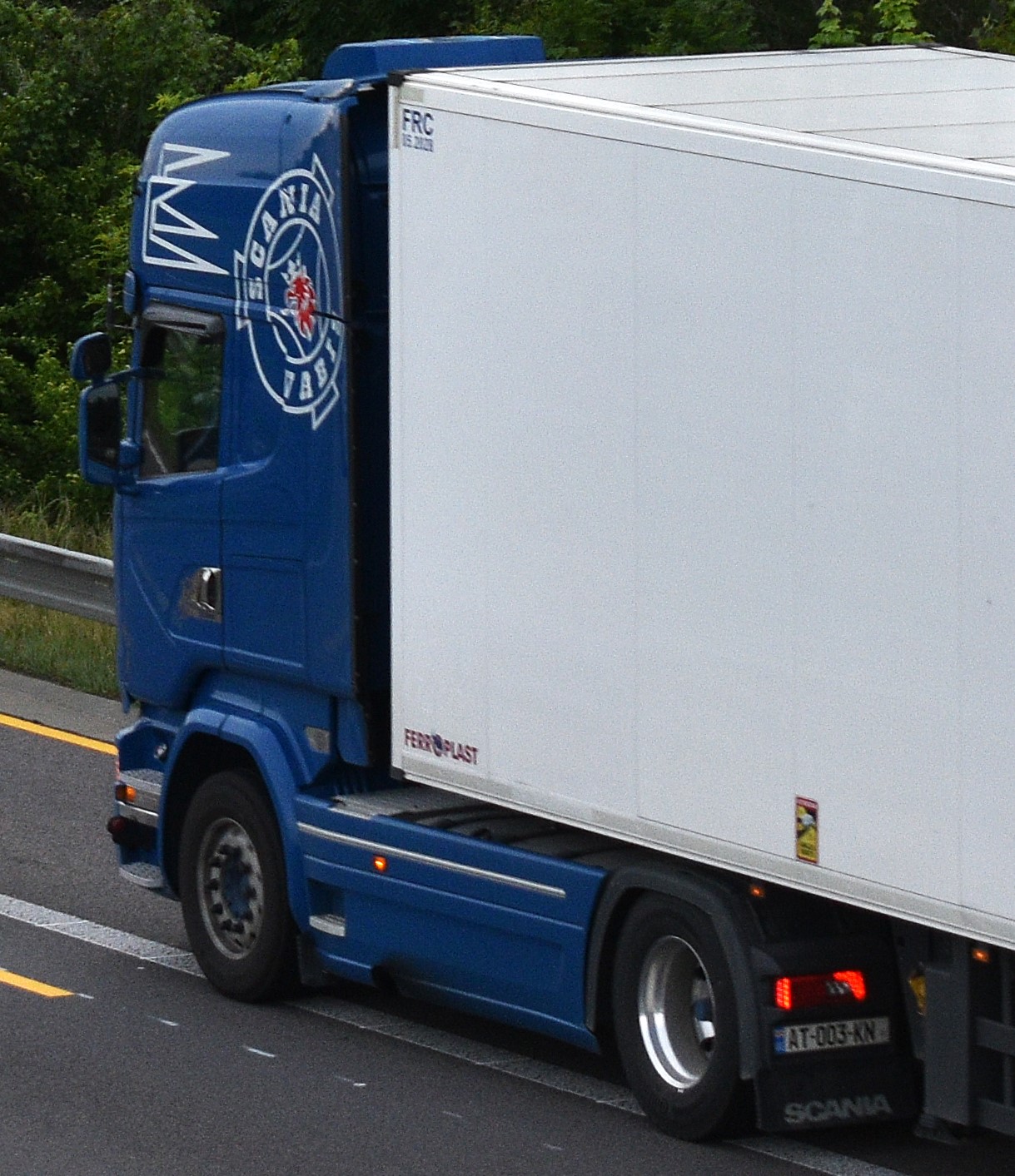 AT-003-KN, Scania R-Series 1st gen, 2004­–2017