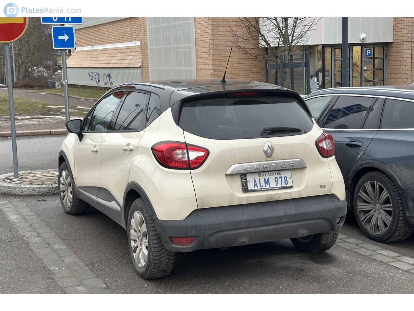 ÅLM 978, Renault Captur 1st gen (J87; Global-market), 2013–2019