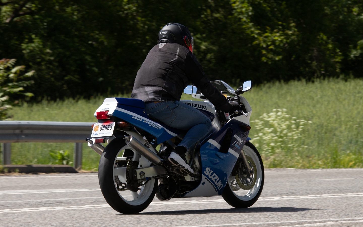 58863, Suzuki RG/RGV 