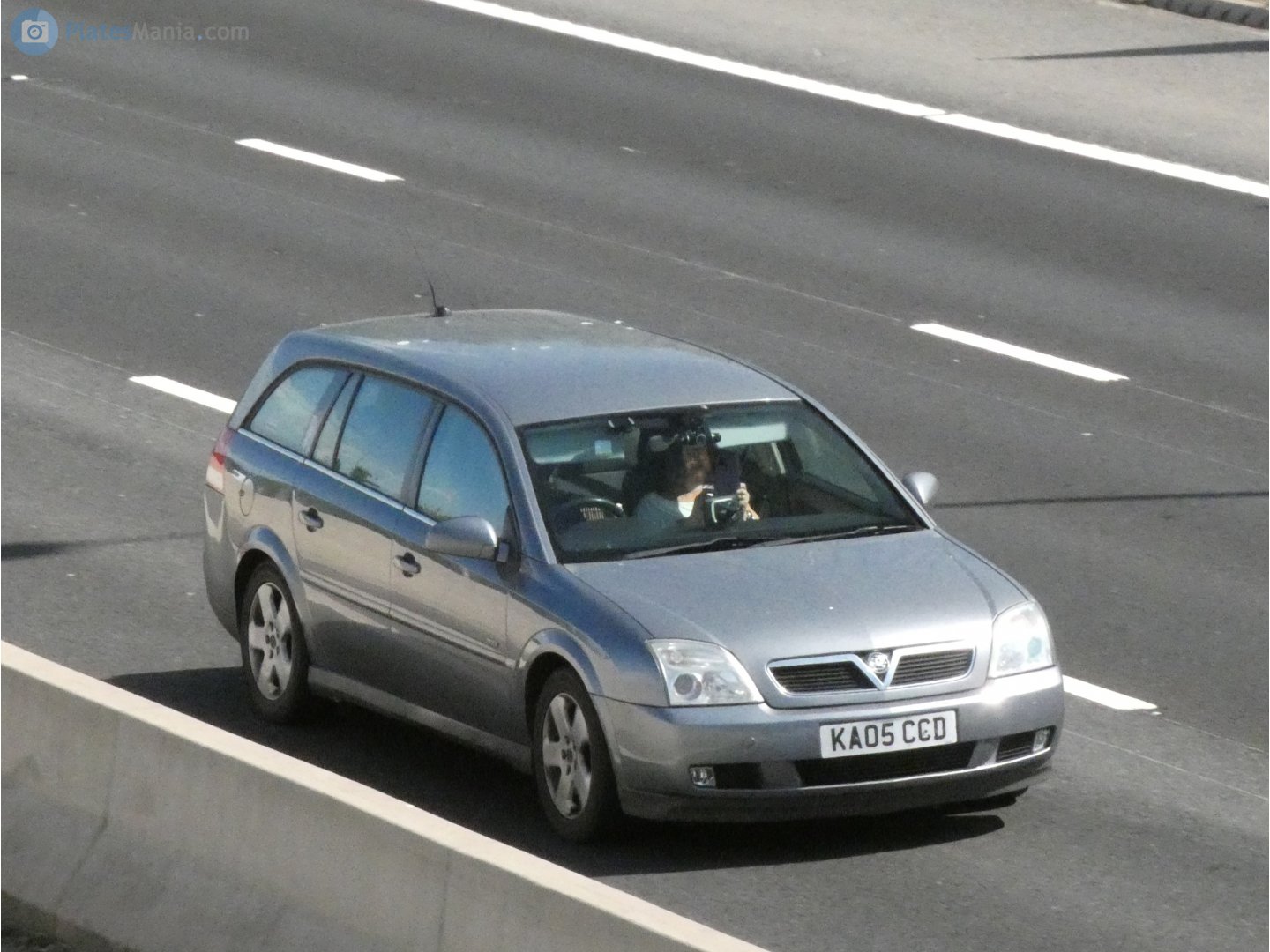 KA05CCD, Vauxhall Vectra 2nd gen Estate (C; Z02), 2003–2005