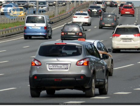 у999ав177, Nissan Qashqai