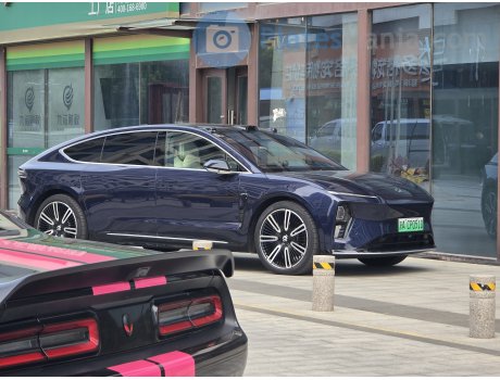 京A·CP0510, NIO ET9