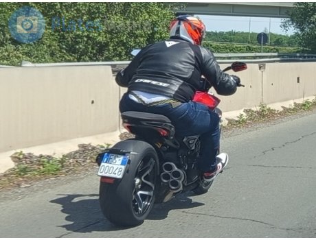 FS 00048, Ducati Diavel