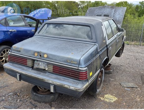 DDE-9789, Chrysler New Yorker