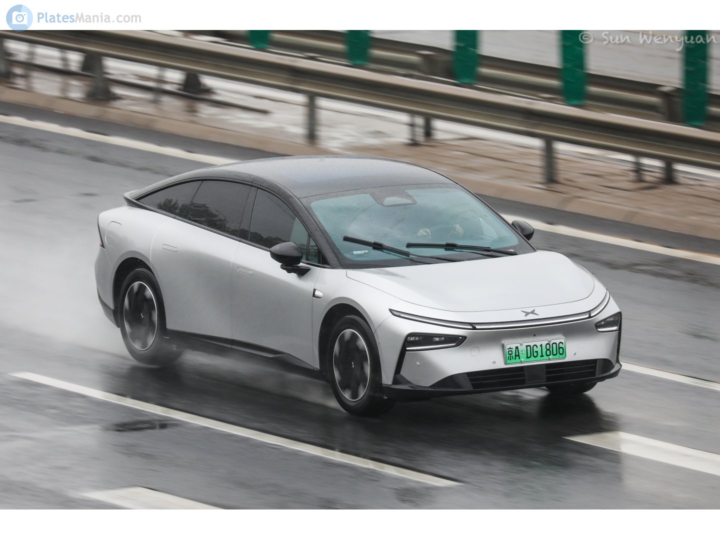 京A·DG1806, XPeng P7+ 