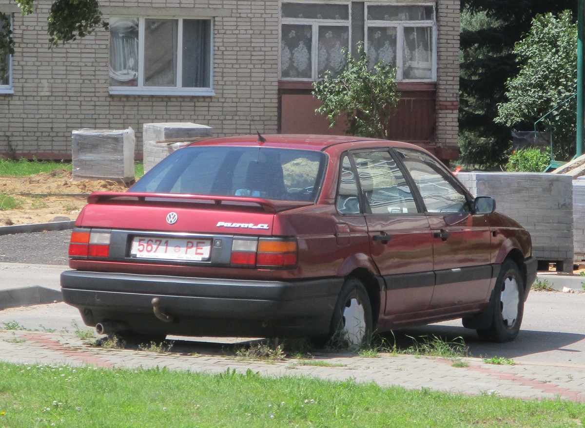 5671 PE, Volkswagen Passat 3rd gen Sedan (B3; 35i), 1988–1993