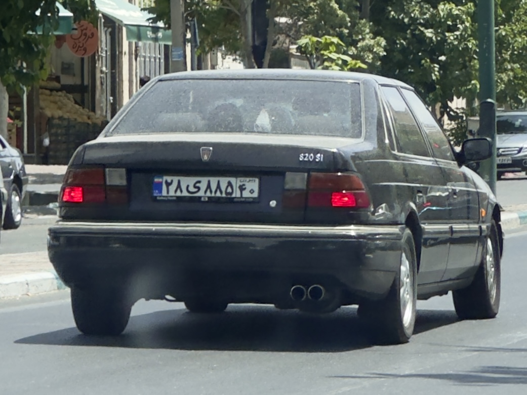 ۲۸ی۸۸۵ ۴۰, Rover 800-Series 1st gen Sedan (XS), facelift, 1991–1999