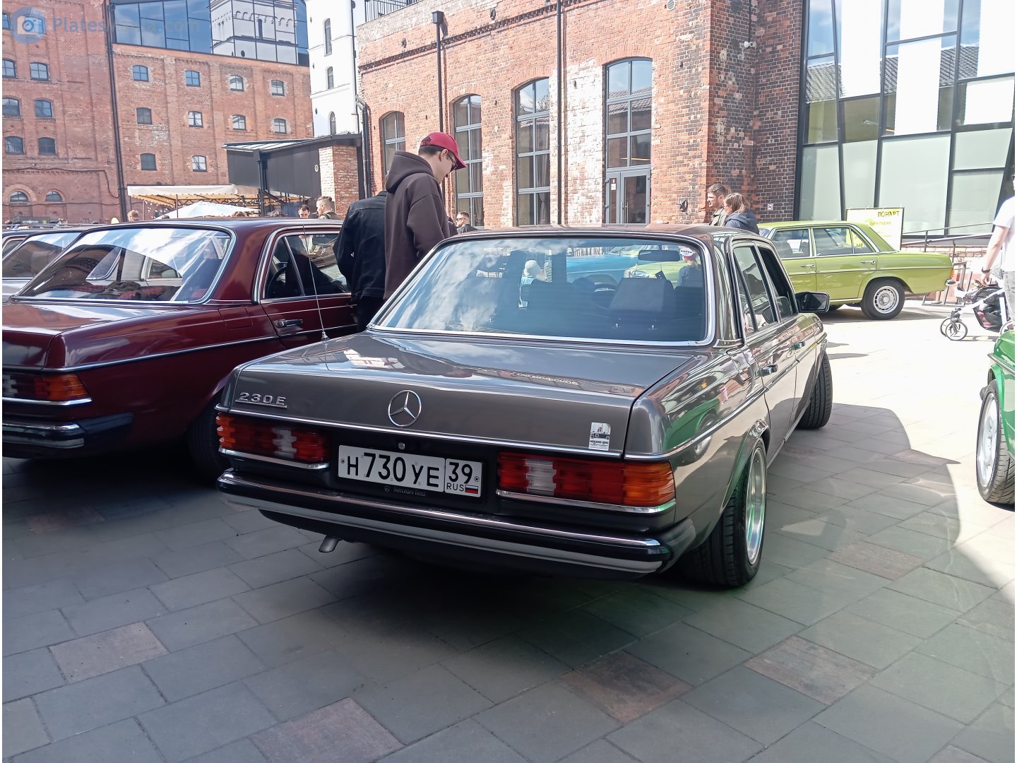 н 730 уе 39, Mercedes-Benz E-Klasse 200–300 Sedan (W123), 1975­–1986