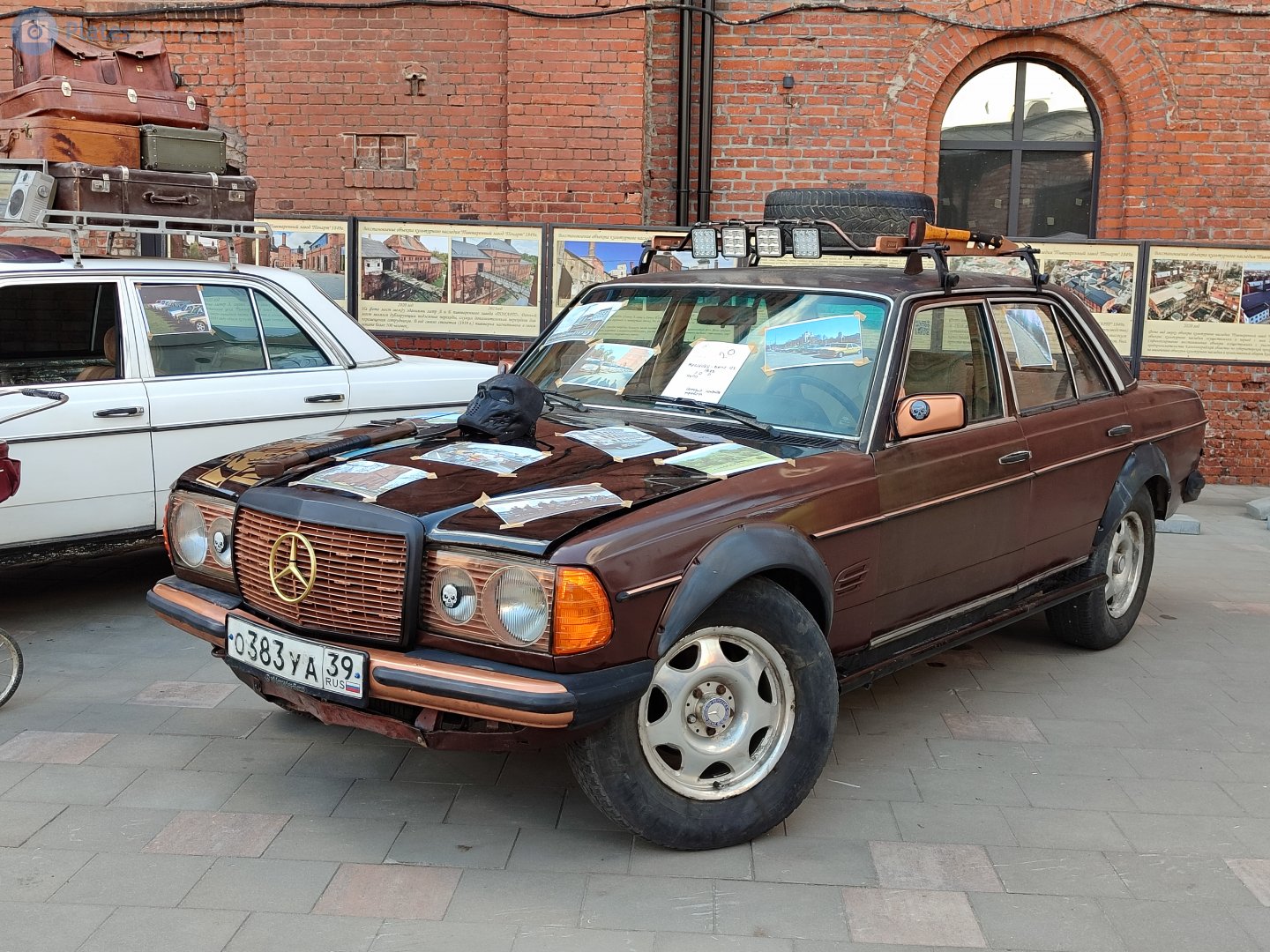 о 383 уа 39, Mercedes-Benz E-Klasse 200–300 Sedan (W123), 1975­–1986