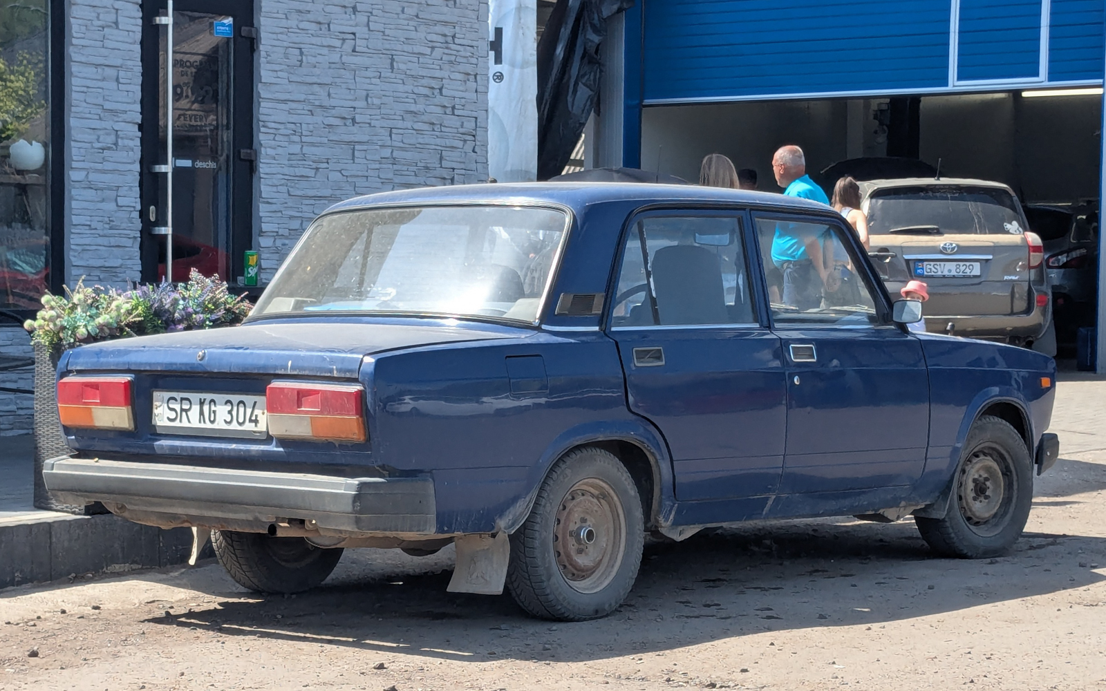 SR KG 304, Lada (VAZ) 2107 Жигули (Nova / Riva / Signet / 1500), 1982–2014
