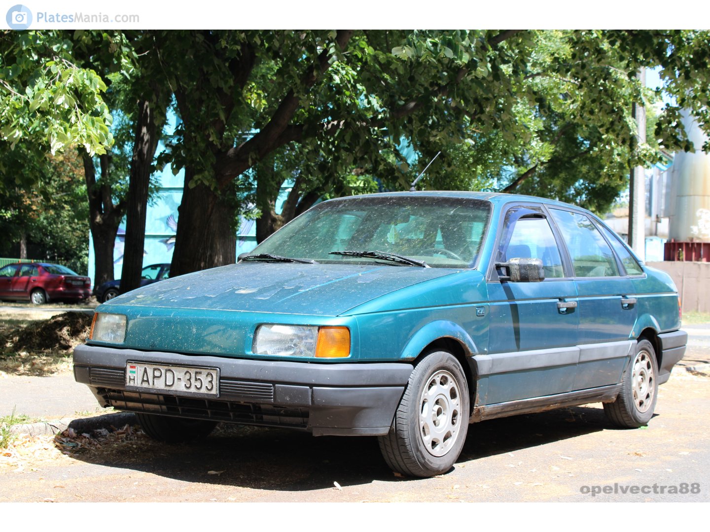 APD-353, Volkswagen Passat 3rd gen Sedan (B3; 35i), 1988–1993